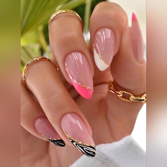 Other - LONG Almond and Pink Leopard Print Press-on Nail Set